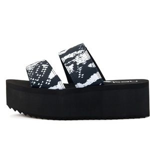 Women's Platform Sandal 2 Band
Black Snake